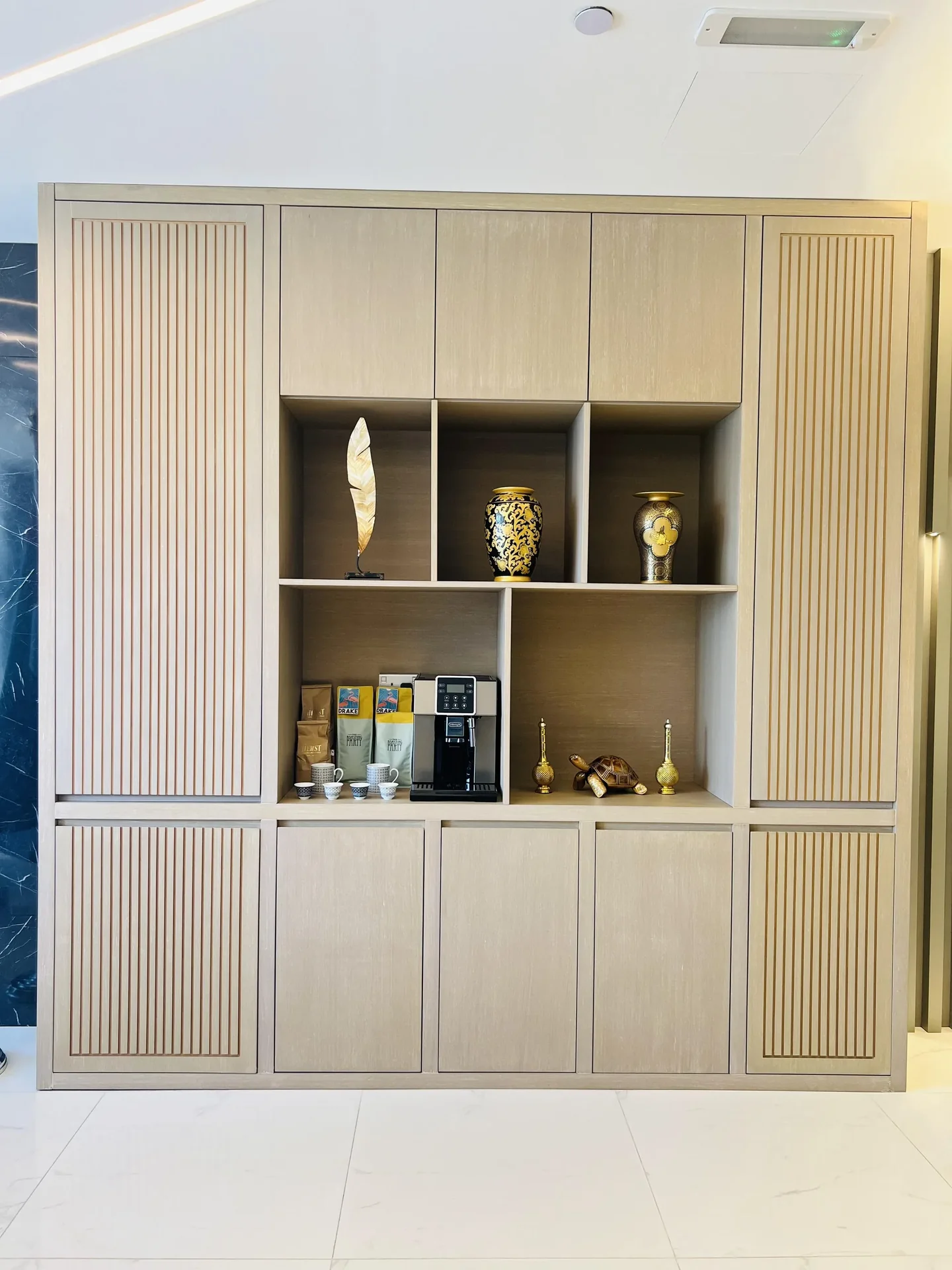 Office interior design and office fit out project in Dubai by CBD Projects LLC - 157