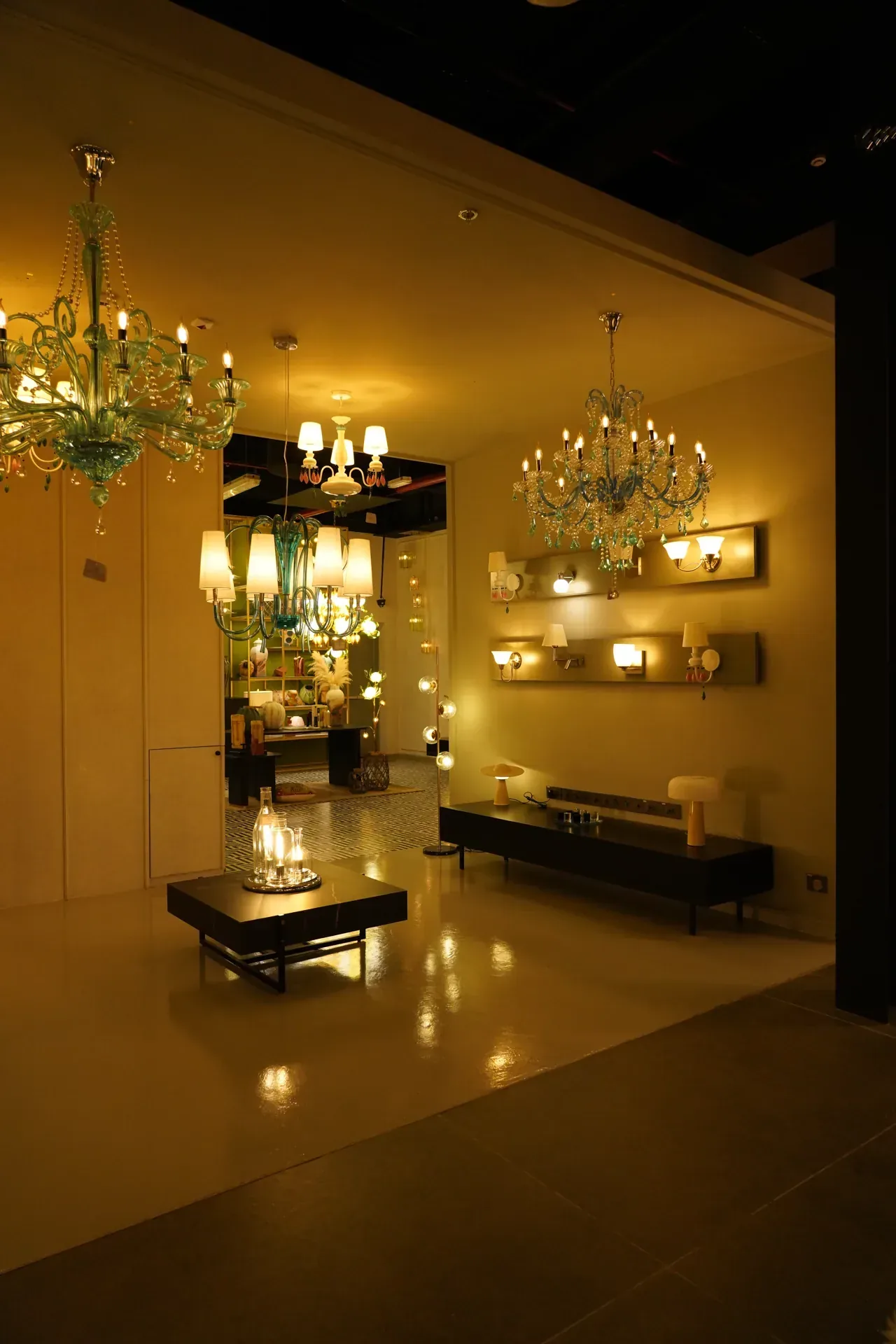 Retail interior design and shop fit out project in Dubai by CBD Projects LLC - 044